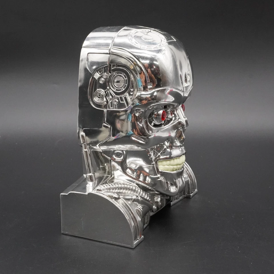 1996 Micro Machines Terminator 2 Transforming Action Set Playset RARE - Image 2 of 4