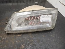 Feu avant (phare) Peugeot 106