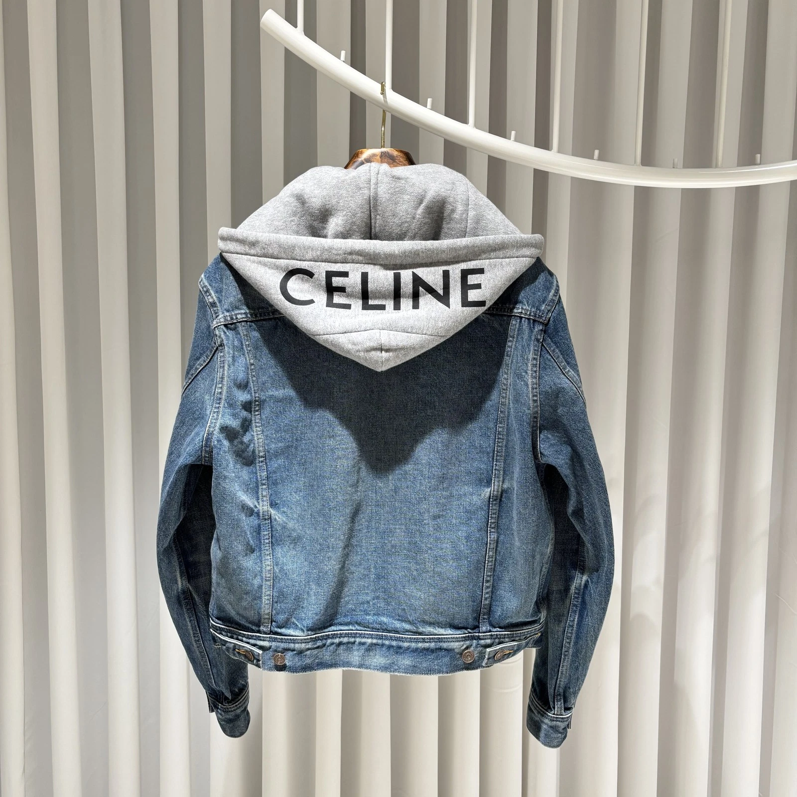 Giacca Celine in denim con cappuccio logo posteriore S 132681742