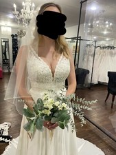 Essense of Australia Wedding Dress D2971, Size 12, New with Tags, No Alterations