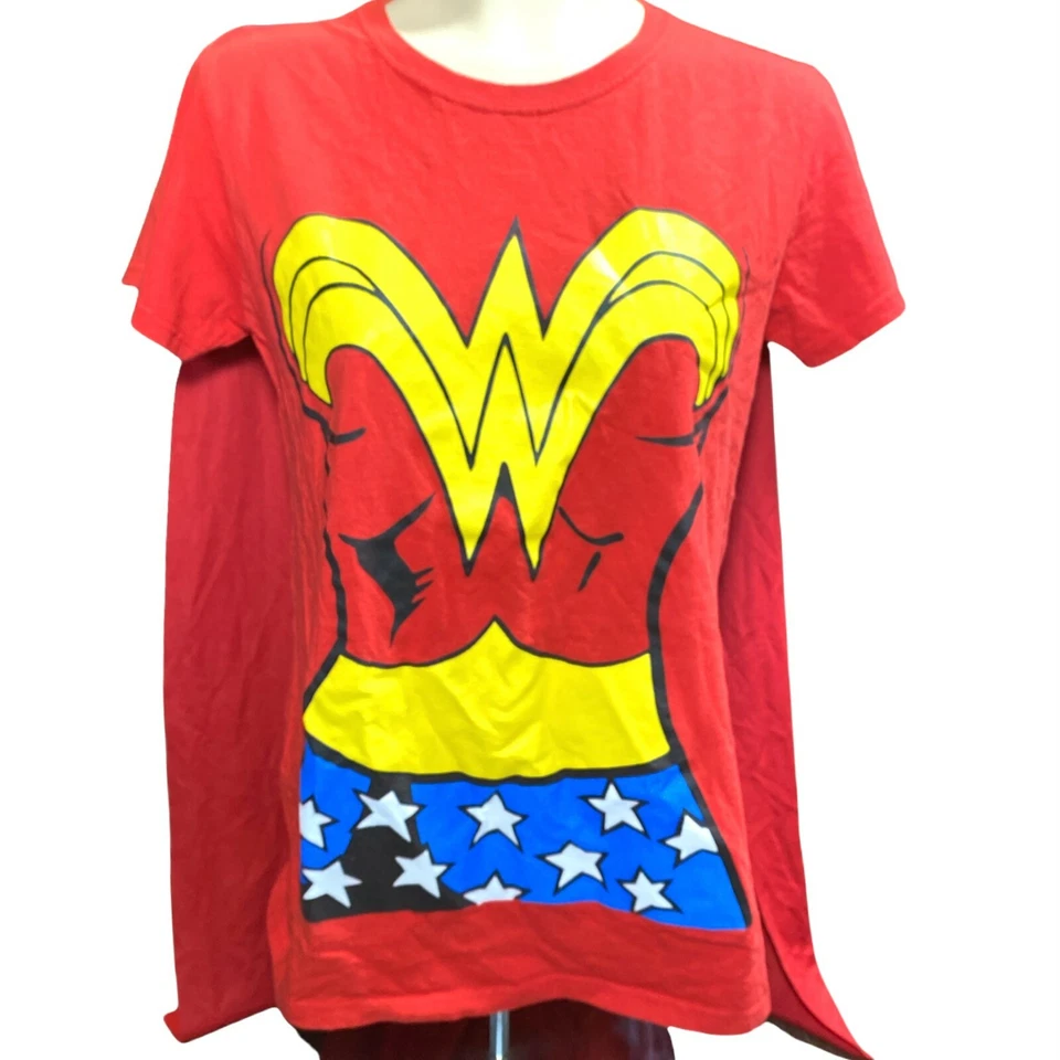 Wonder Woman Women's Costume T-Shirt with Cape Adult Superhero Cosplay - Size S - Image 2 of 4