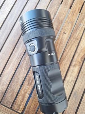 Eagletac MX25L4 SBT-70 Led Taschenlampe