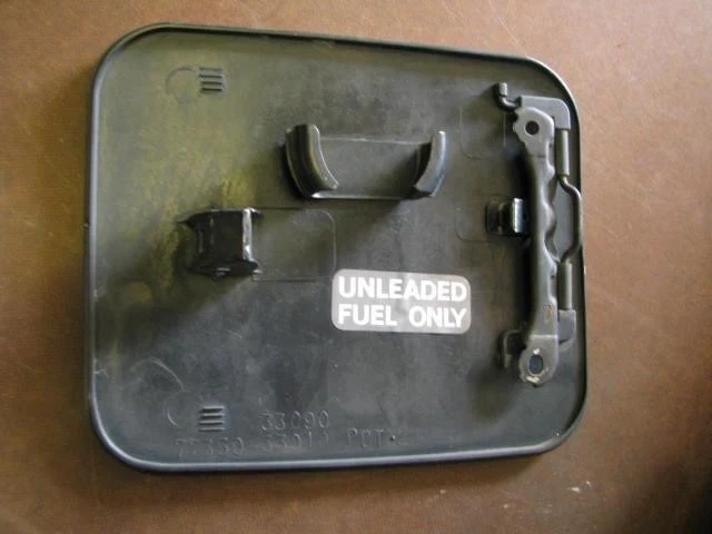 '92-96 Toyota CAMRY / Lexus ES300 Fuel/Gas Door Lid Assembly 93 94 GREEN #6M1 95 - Image 2 of 2