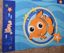 j9 WOW 1 Vintage Disney FINDING NEMO DORY Reversible Pillow Case