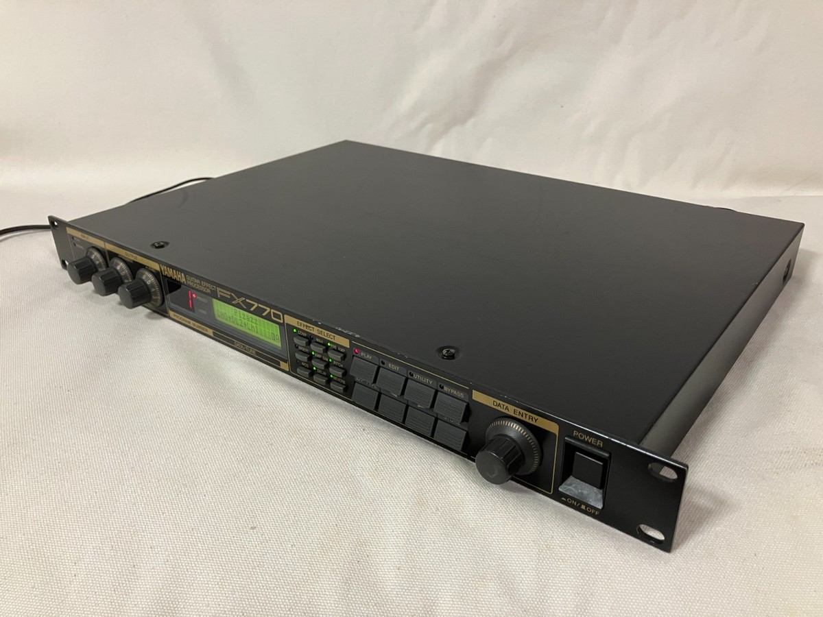 YAMAHA FX770 ギターエフェクトプロセッサー　動作良好！ Yamaha FX770 Demo: Pretty much the entire thing. IN STEREO. - YouTube
