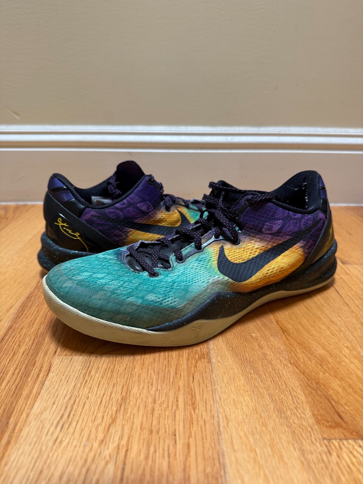 Nike Kobe 8 Easter - Size 10 - VINTAGE