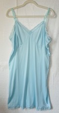 VTG PRETTY FORMFIT ROGERS BABY BLUE NYLON LACE TRIP FULL SLIP NIGHTGOWN 42 L/XL