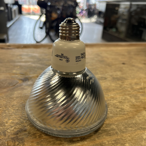 GE 23 Watt Constant Color Ceramic Metal Halide Lamp - PAR38/3/FLEX23 - E26 Base - Picture 2 of 7