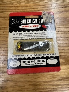 vintage fishing lures in original box