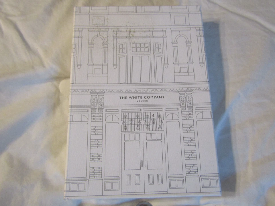 "Marco de fotos de nácar con placa de plata fina de 5"x7"" The White Company, LONDRES" Foto 3 de 4