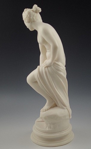FAUX ALABASTER VENUS NYMPH NUDE FEMALE FIGURINE MADE ITALY VINTAGE 14'' - Picture 5 of 9
