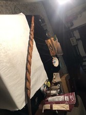 HAND CARVED WOOD WALKING STICK WITH FACE HEAD 36   TWO TONE WOOD