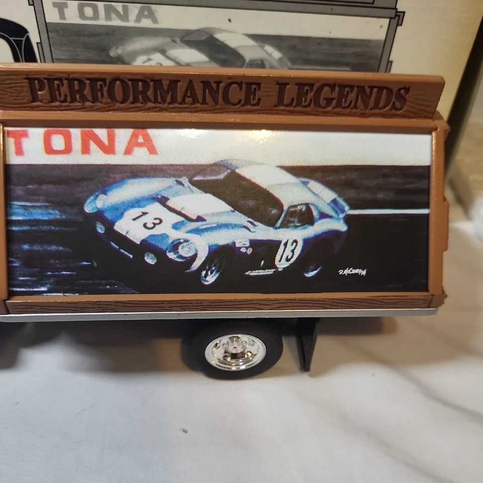 Eastwood Automobilia 1:34 scale Sema Carroll Shelby  - Image 3 of 4
