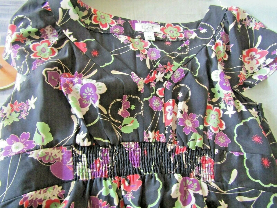 Vestido Floral Ann Taylor Loft 100% Seda Multicolor Talla EE. UU. 10P Foto 4 de 4