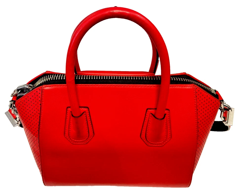 Bolso pequeño rojo Givenchy Antigona piel de cabra azúcar Foto 2 de 4