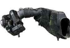 2005-2006 Nissan Murano S OEM Air Filter Box Assemby Intake