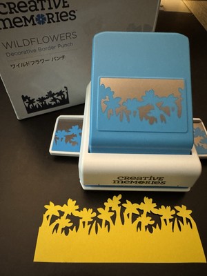 Creative Memories WILDFLOWERS Decorative Border Punch -New In Box!