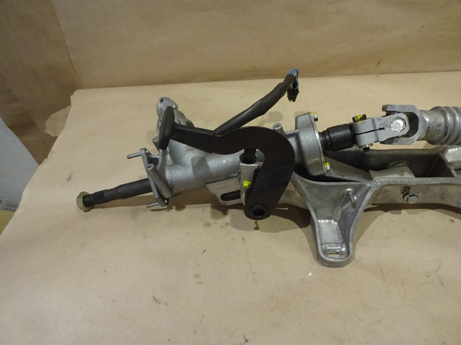 Ferrari 360 - Steering Column With Shaft, Lock & Key - P/N 171516