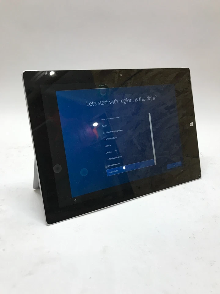 Microsoft Surface 3 1645 10.8" Intel Atom 4GB RAM 64GB SSD Windows 10 Cracked DW - Image 2 of 4