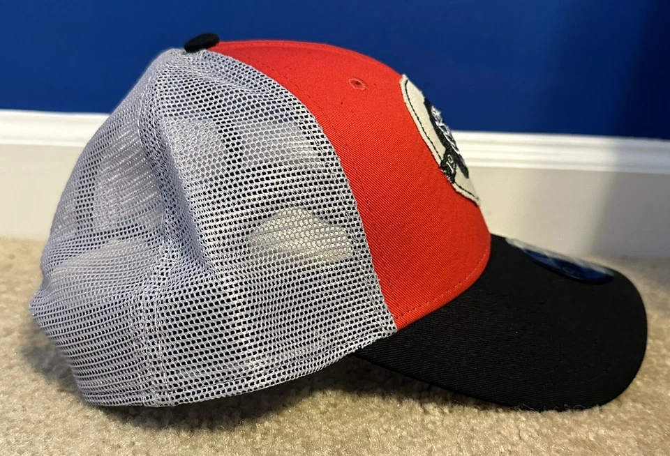 New Era DC United Red Black 9FORTY Snapback Trucker Adjustable Hat Cap Men's - Image 4 of 4