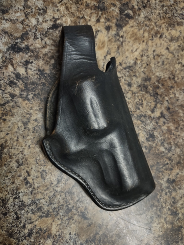 BIANCHI Gun Leather 5BH Thumbsnap Holster S&W K Frame 1 1/2" .38, .357 RH Draw