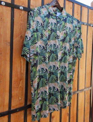 BAD BIRDIE Polo Golf Shirt Men's XL Green Jungle Jaguars Performance Geometric - Picture 3 of 14