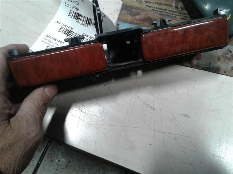 Bandeja/encendedor de cenizas Phaeton 2005 348077 Foto 3 de 4