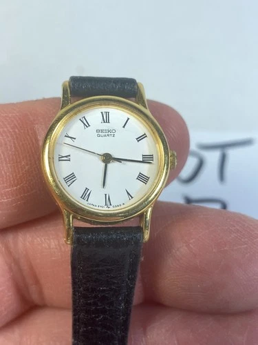 Vintage Seiko Ladies Dress Watch Gold Tone None Working 2Y00-0A10 Lot #7
