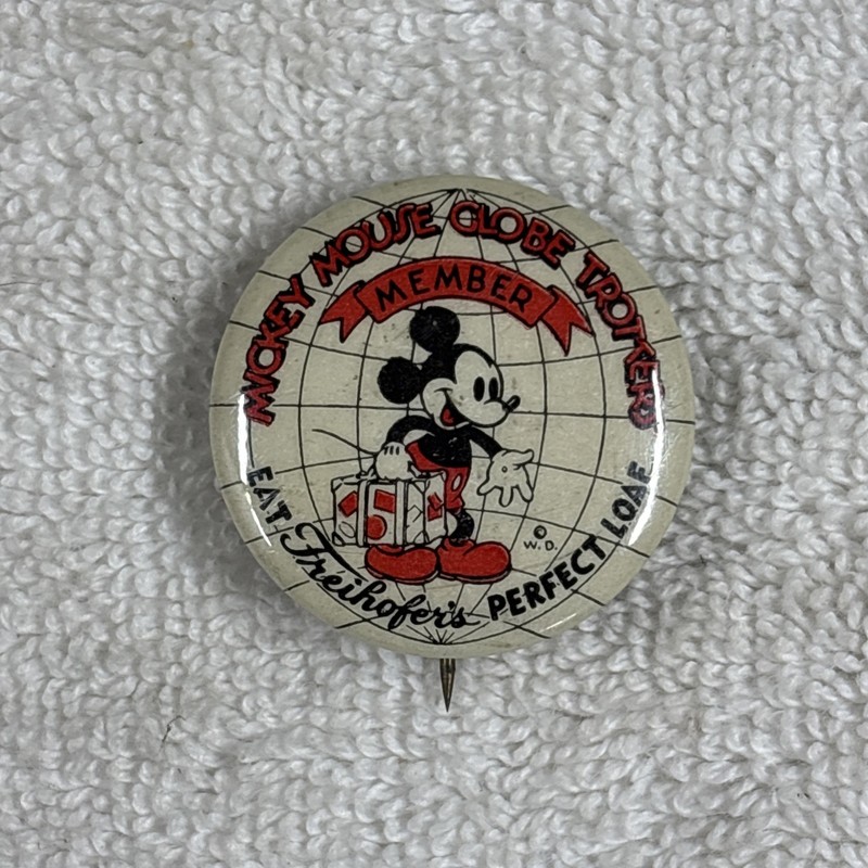 Vintage Mickey Mouse Globetrotters Member Freihofer’s Perfect Loaf pin back