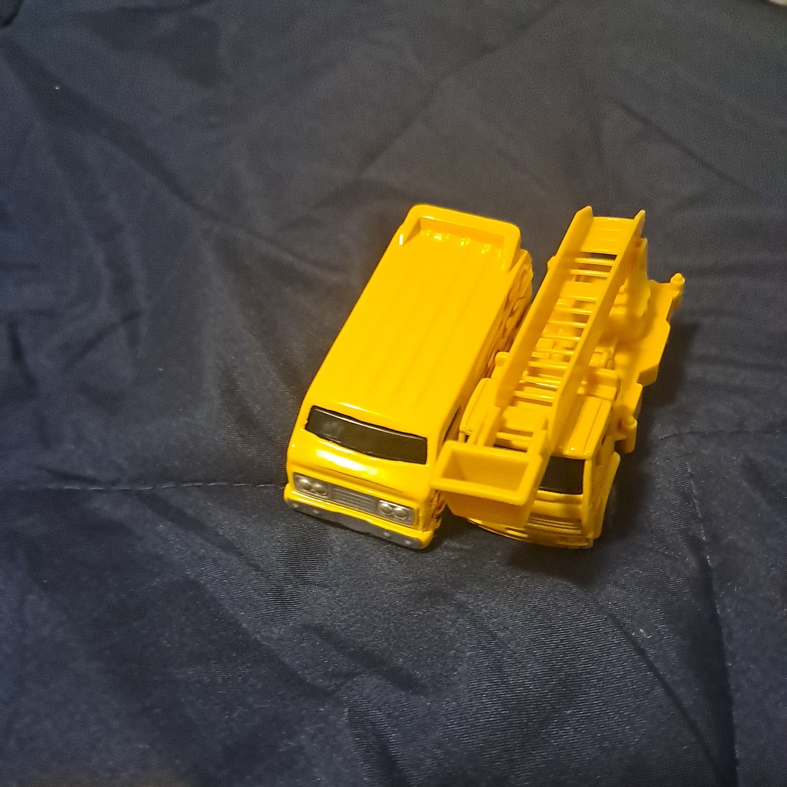Picture 4 of 9