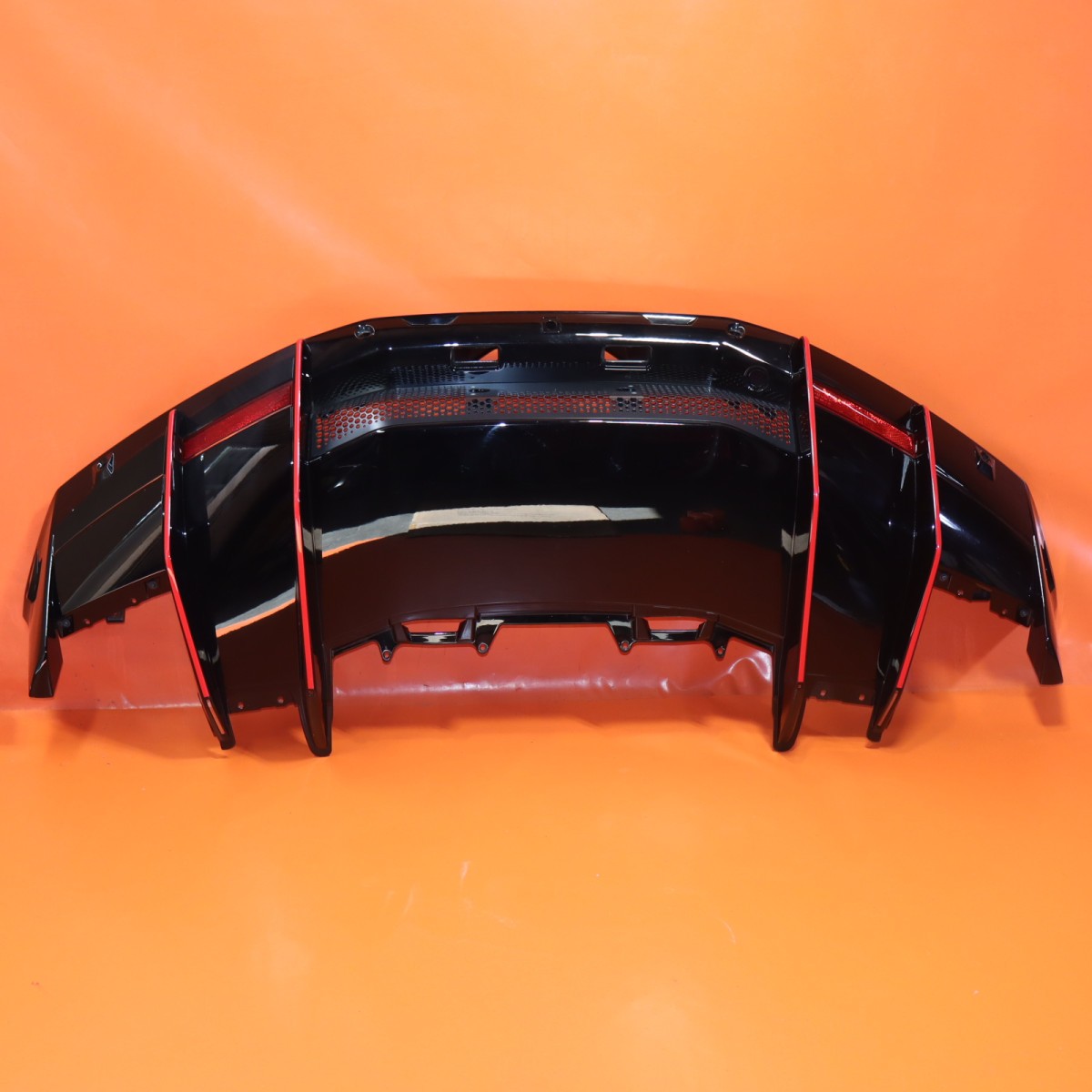 LAMBORGHINI REVUELTO REAR BUMPER DIFFUSER 2024 2025 2026 47B807568F OEM
