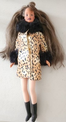 Vintage 1997 Wild Style Theresa Barbie  Doll Mattel