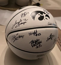 2025-2026 Iowa Hawkeye Womens Signed Team Basketball 