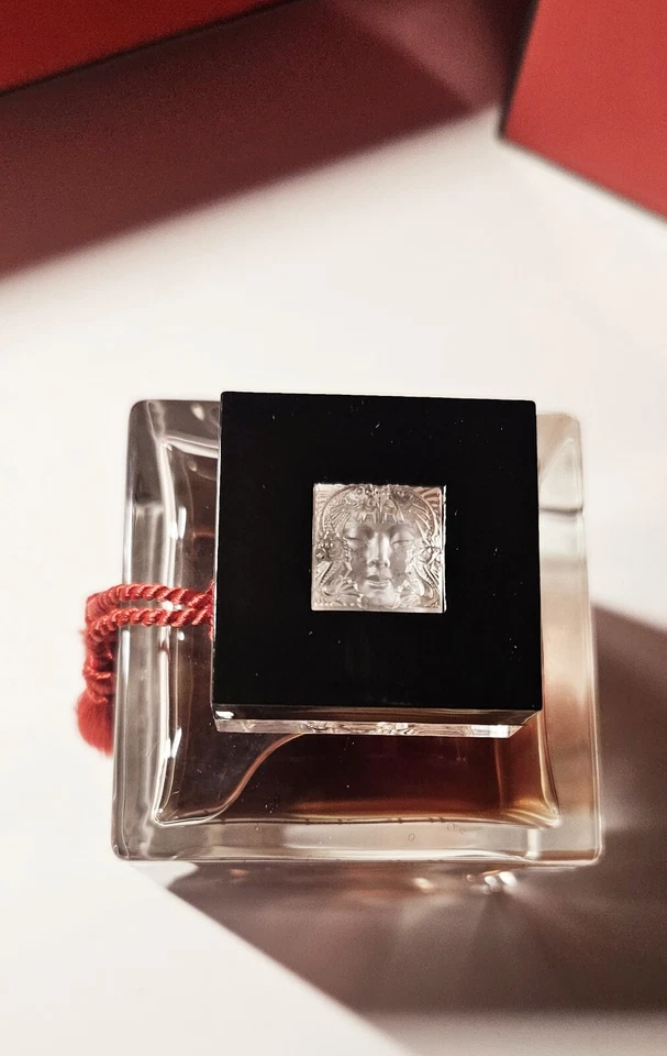 Lalique Le Parfum 3,3 oz/100 ml eau de parfum y llavero mascarilla cofre mujer nuevo Foto 4 de 4