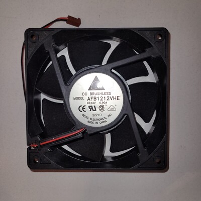 Lüfter Kühlung Delta AFB1212VHE Axiallüfter 12 V/DC 0,9A 120x120x38mm