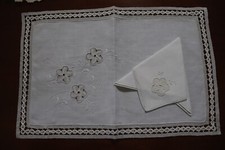 Lace Cant  breakfast service placemat and napkin 50x33