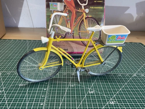 VINTAGE 1973 MATTEL BARBIE TEN SPEEDER YELLOW BIKE # 7777 IN ORIGINAL BOX