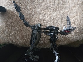 2004 LEGO Bionicle Warriors Toa Lhikan and Kikanalo 8811 Incomplete