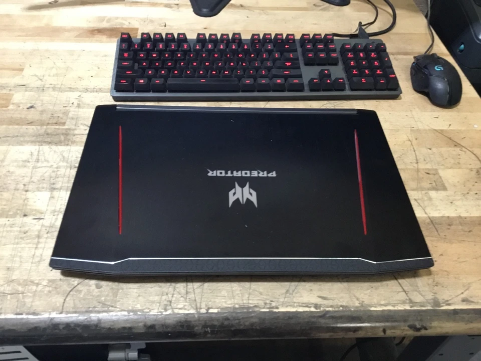 Acer Predator Helios 300 G3-571 i7-7700HQ 2.8GHz 16GB RAM 256GB SSD GTX 1060 - Image 4 of 4