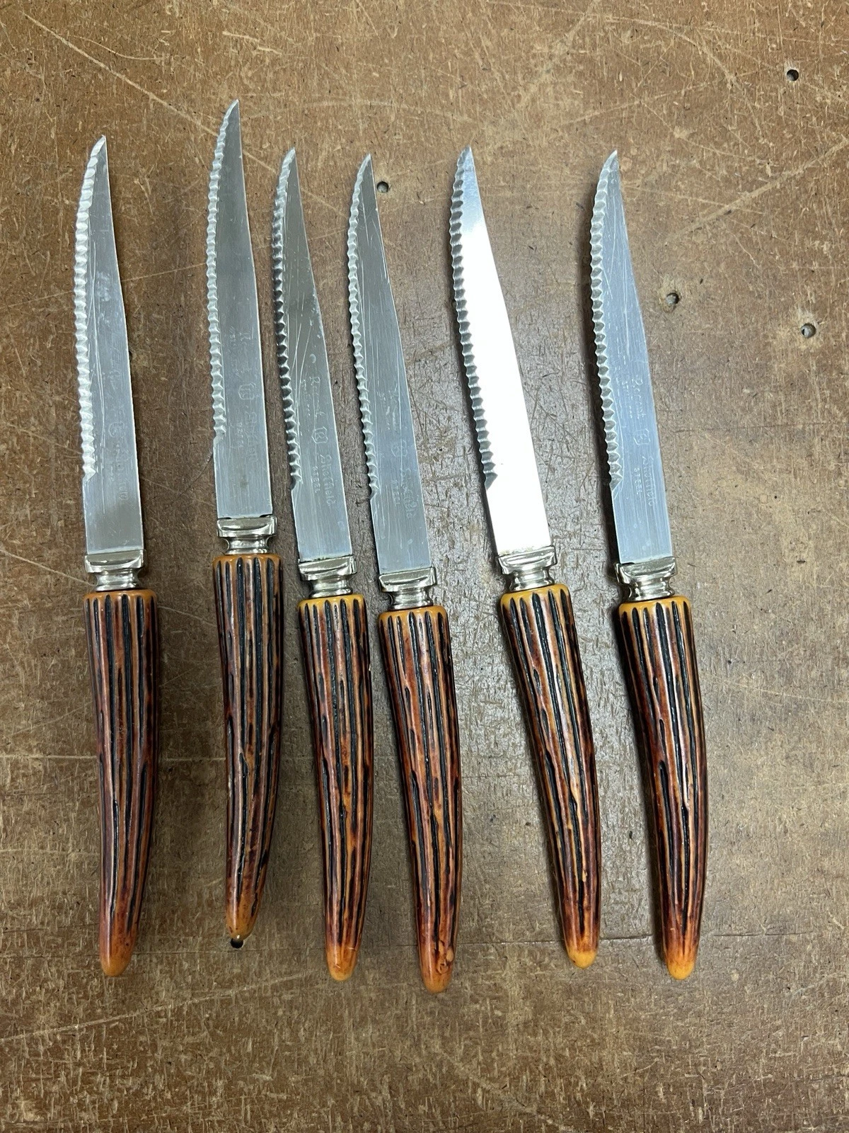 Sheffield Faux Antler Handle Kitchen Set of 6 Serrated Steak Knives KitchenGnu