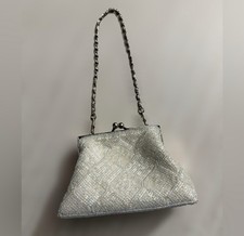 For Nice White Beaded Kiss Lock Shoulder Bag with Chain Strap