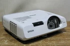 Epson PowerLite 530 Short Throw LCD Projector H673A
