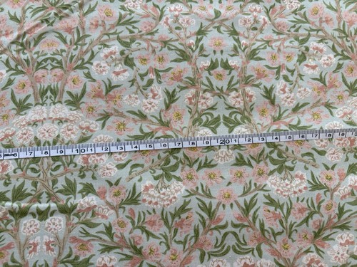 X3 Metres Cotton Fabric V&A William Morris Morris' Muses Blossom Green & Pink - Picture 3 of 7