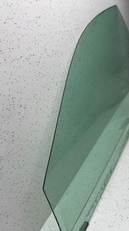 1999-2005 Pontiac PONTIAC GRAND AM Left Front Door Glass Foto 4 de 4