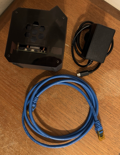 Raspberry Pi 5 8GB im GeeekPi Mini Tower Gehäuse mit 256GB SD, PSU & Kabel - Ready - Bild 4 von 5