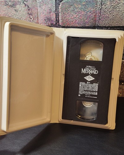 Disney The Little Mermaid (VHS, 1989) Black Diamond BANNED Version RARE  - Picture 4 of 6
