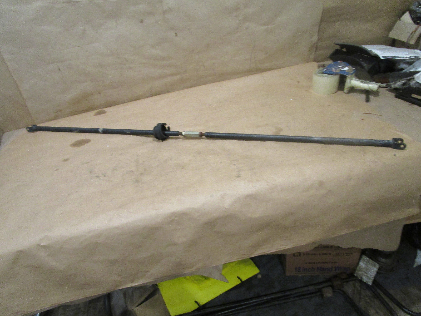 Ferrari Mondial  Shifter Control Shaft Assy - P/N 114308 - 115567