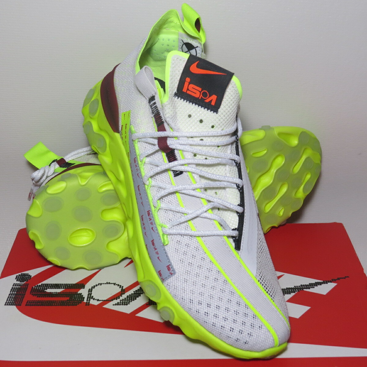 nike react runner ispa platinum tint volt glow team red