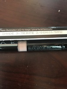Mary Kay Facial Highlighting Pen - Shade 3 - NIB. 