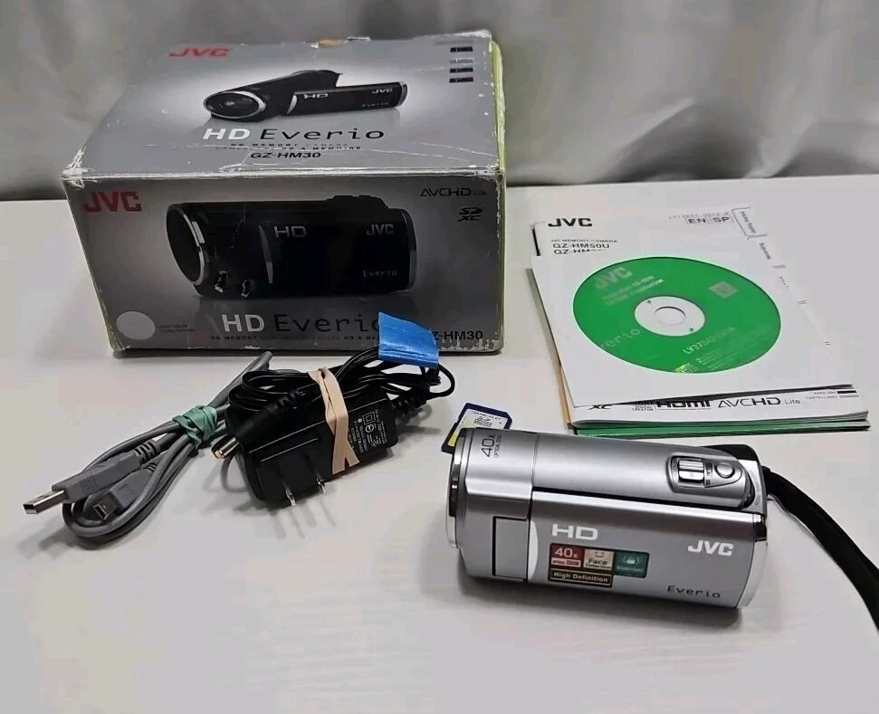 JVC GZ-HM30 シルバー ビデオカメラ 本体 JVC Everio GZ-HM30 GZ-HM30SU HD Camcorder Silver With Battery And